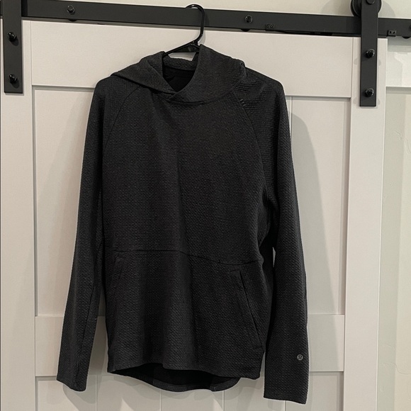 lululemon athletica Black Crewneck Sweater - Picture 1 of 4